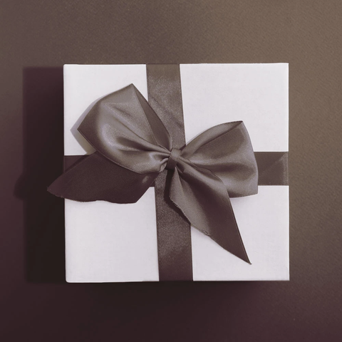 Gift Wrapping & Card